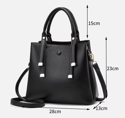 Elegant Daily Crossbody Bag – شنطة شيك عملية للأم والبنوتة